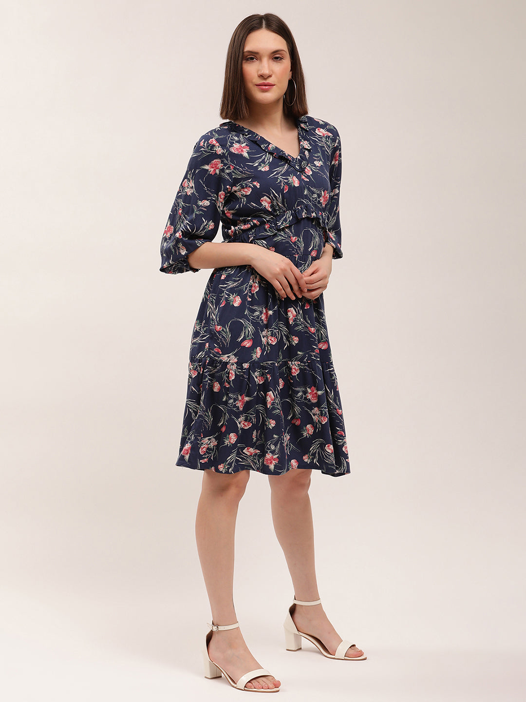 Elle Women Navy Blue Printed V Neck Dress