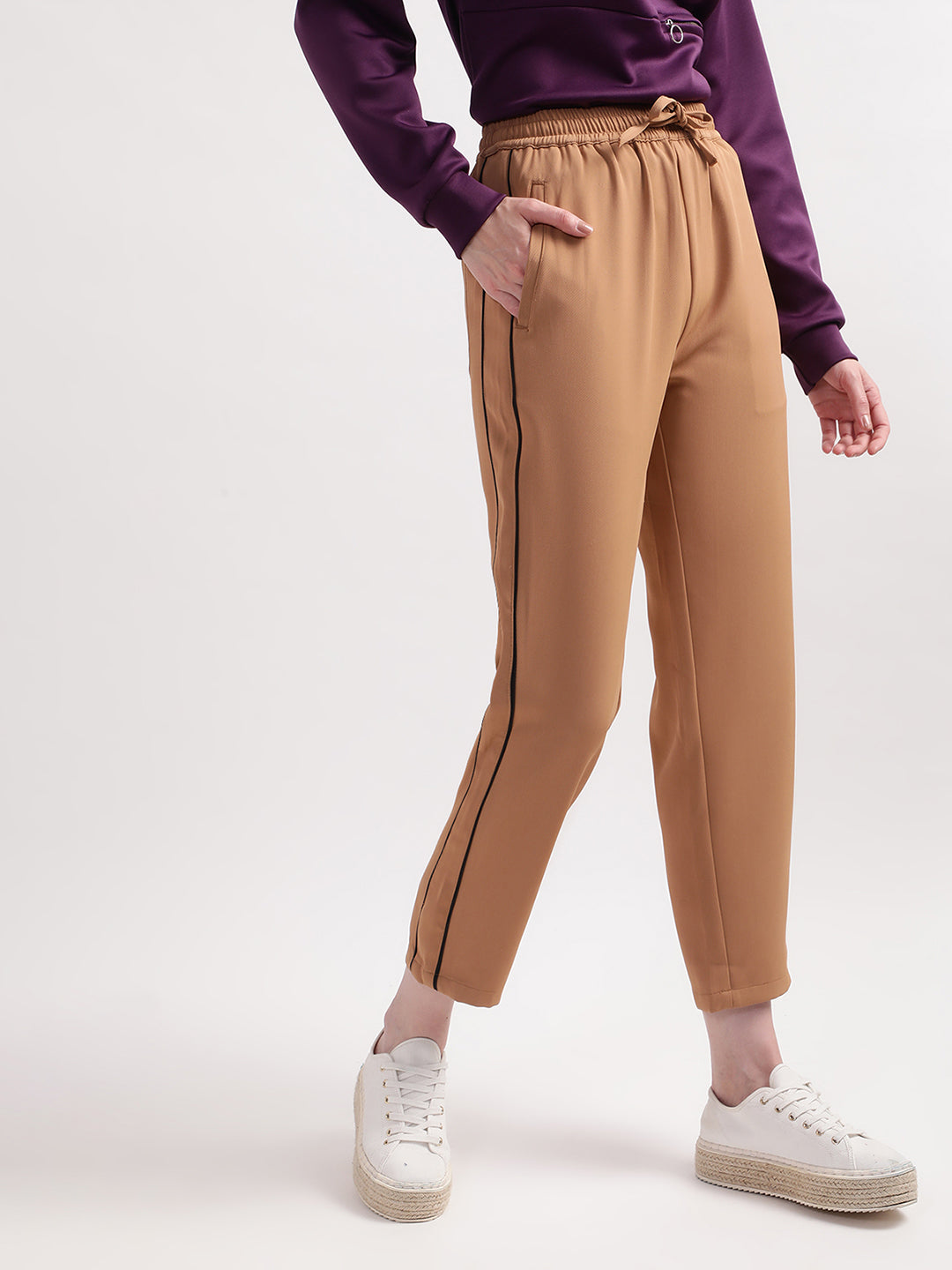 Elle Women Brown Solid Regular Fit Trouser