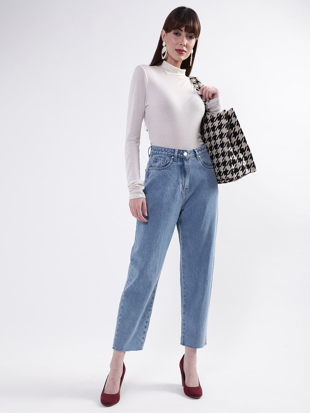 Elle Women Blue Solid Relaxed Fit Jeans