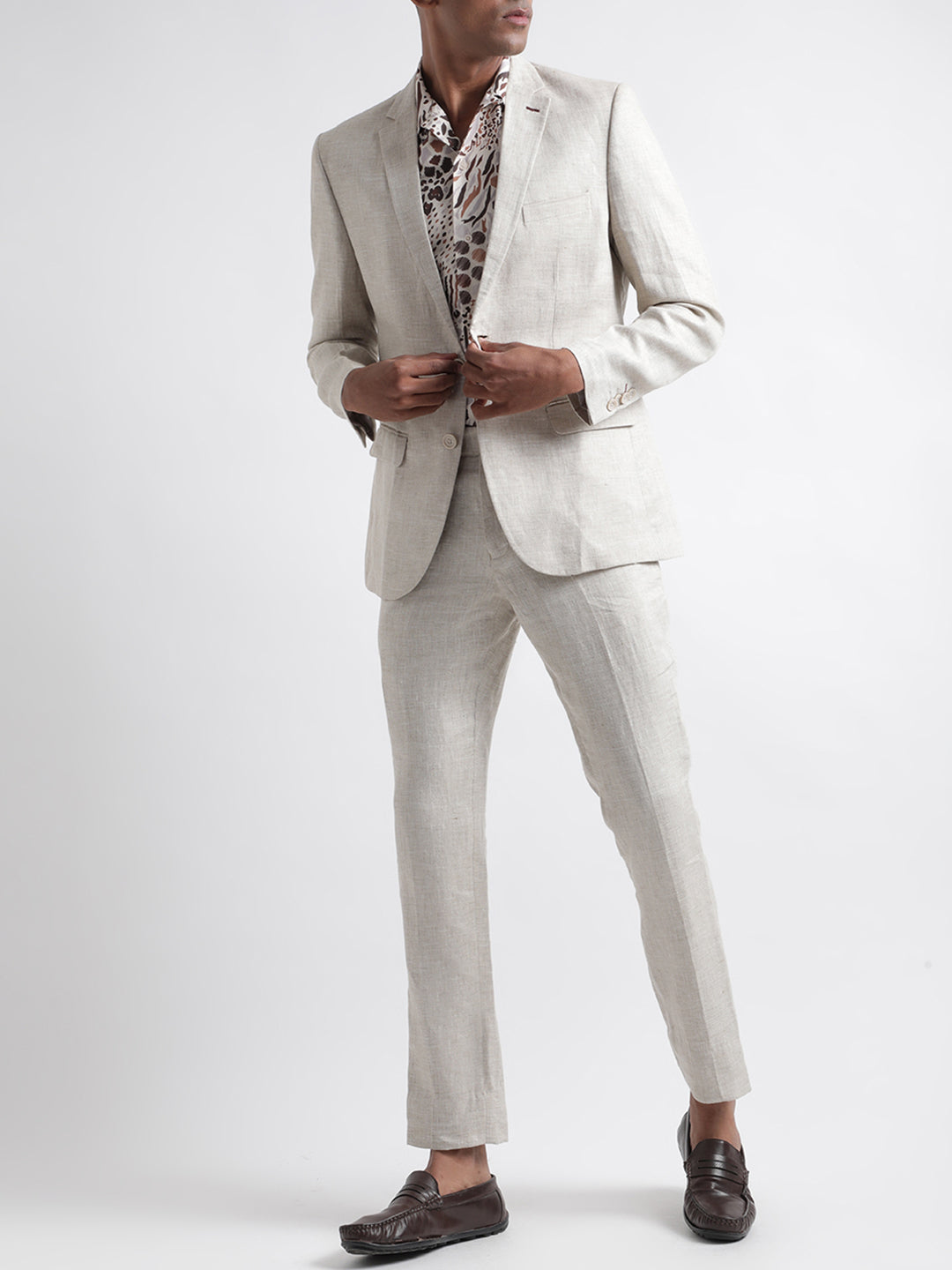 Iconic Men Beige Solid Notch Collar Blazer