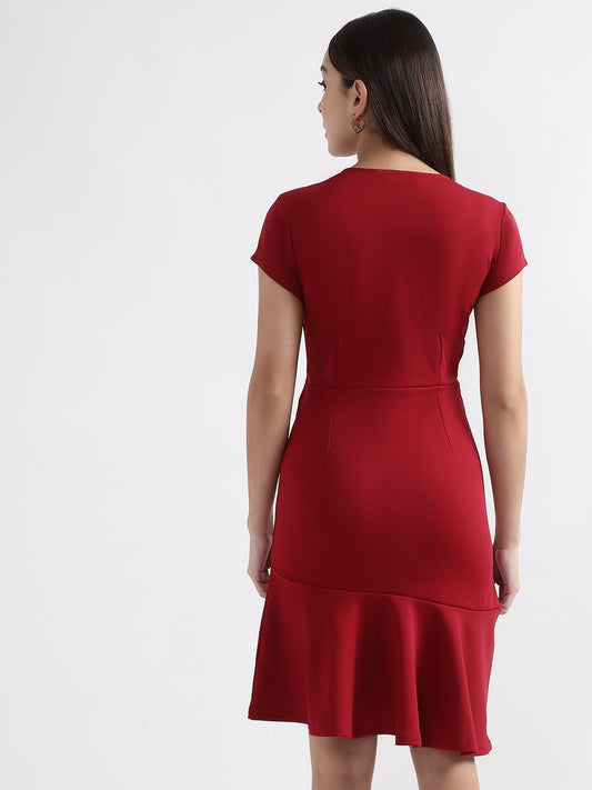 Centre Stage Women Red Solid V Neck Dress