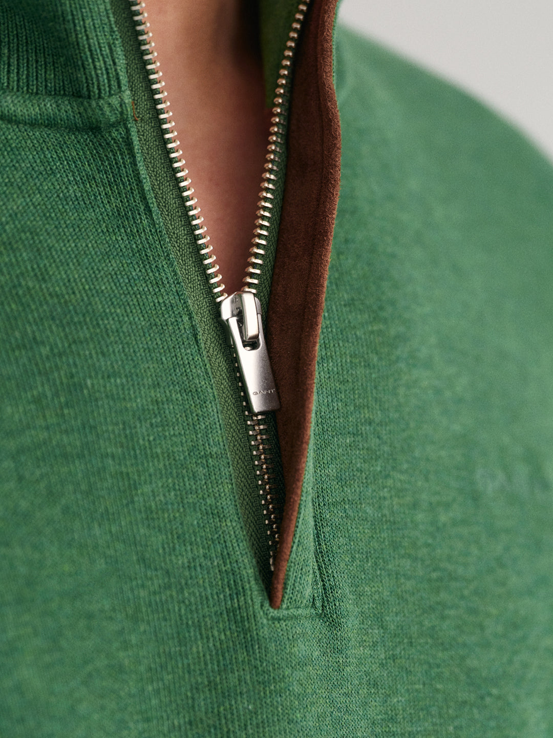 Gant Men Green Solid Full Sleeves Stand Collar Sweatshirt