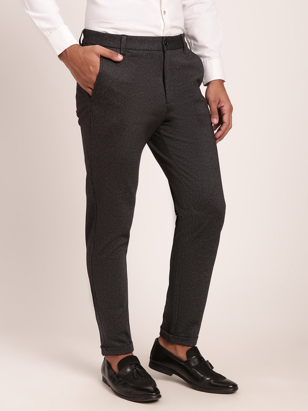 Lindbergh Men Black Solid Slim Fit Trouser