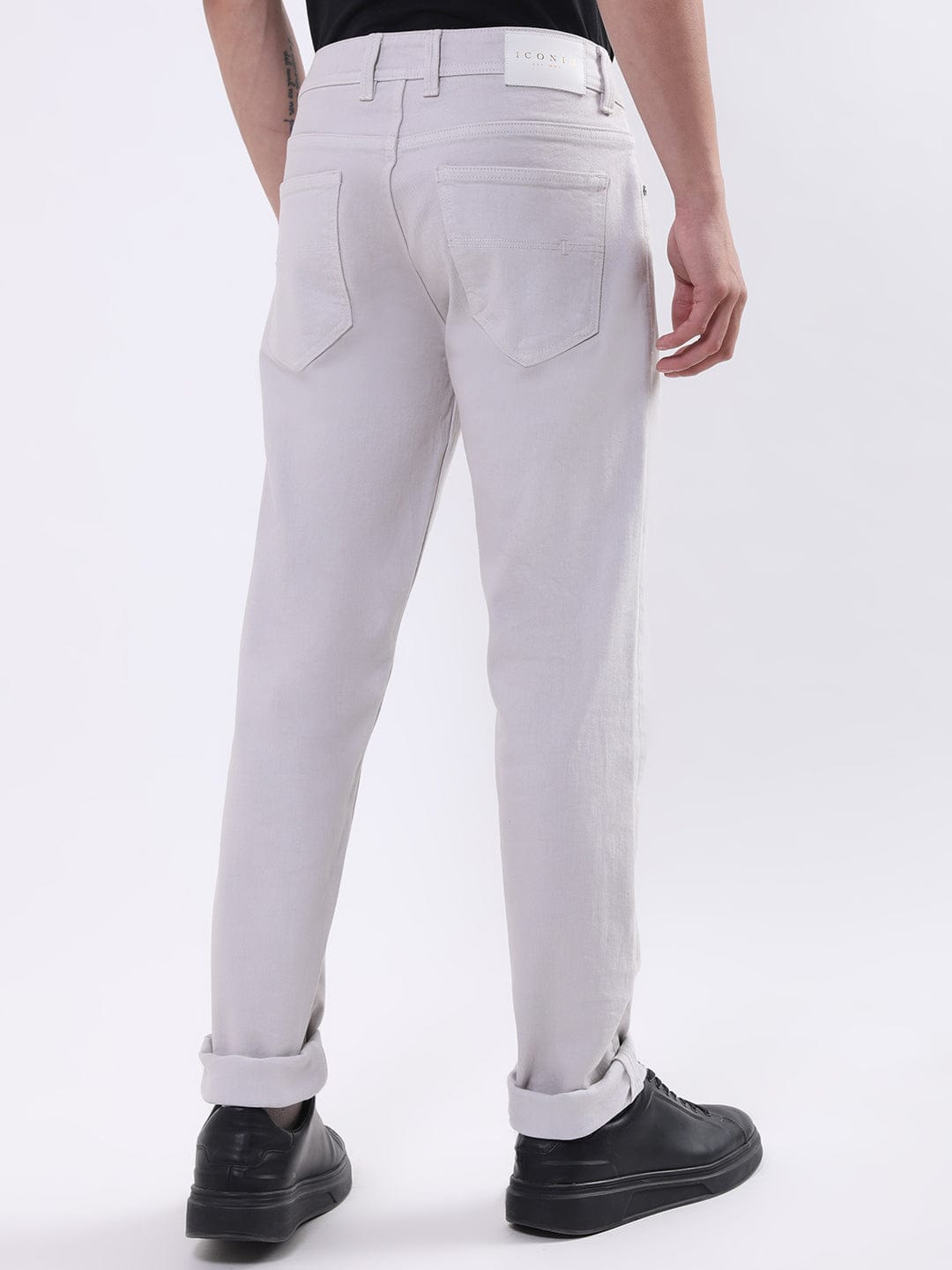 Iconic Men Grey Tapered Fit Jeans