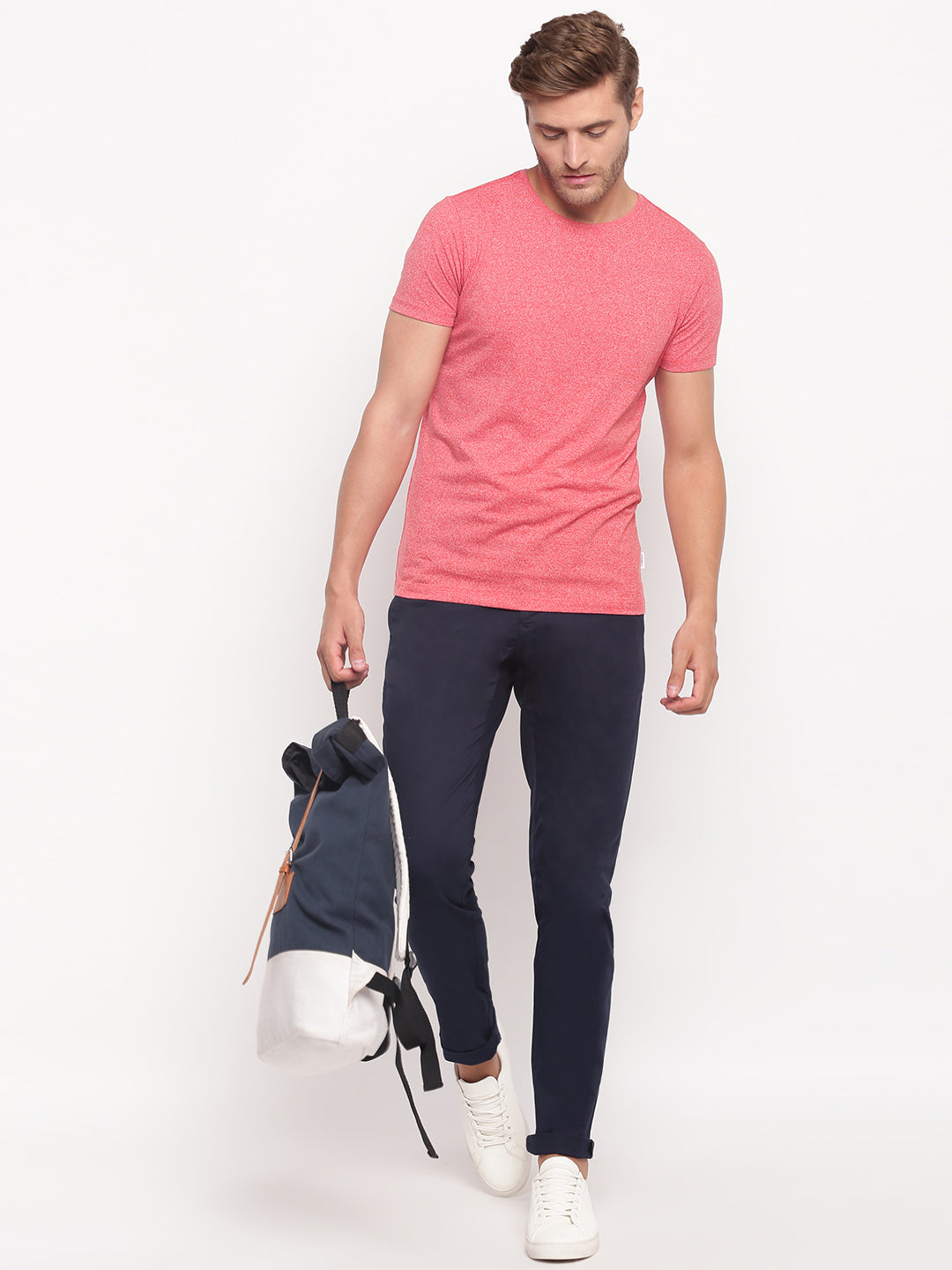 Lindbergh Men Red Solid Round Neck TShirt