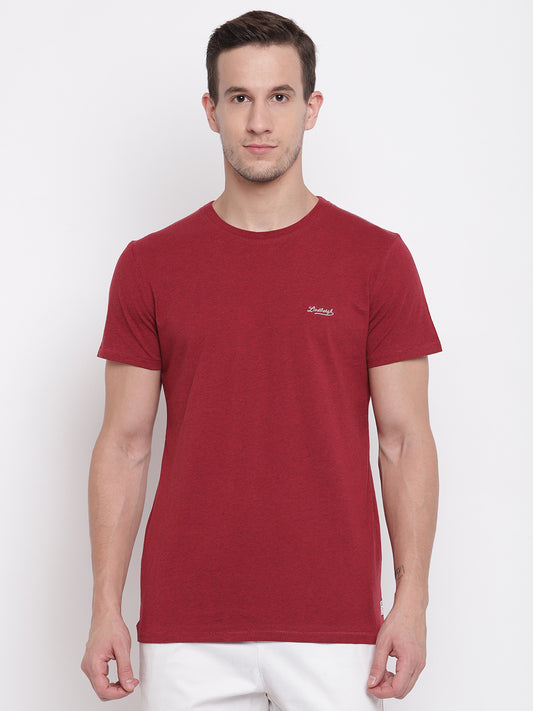 Lindbergh Men Red Solid Round Neck TShirt