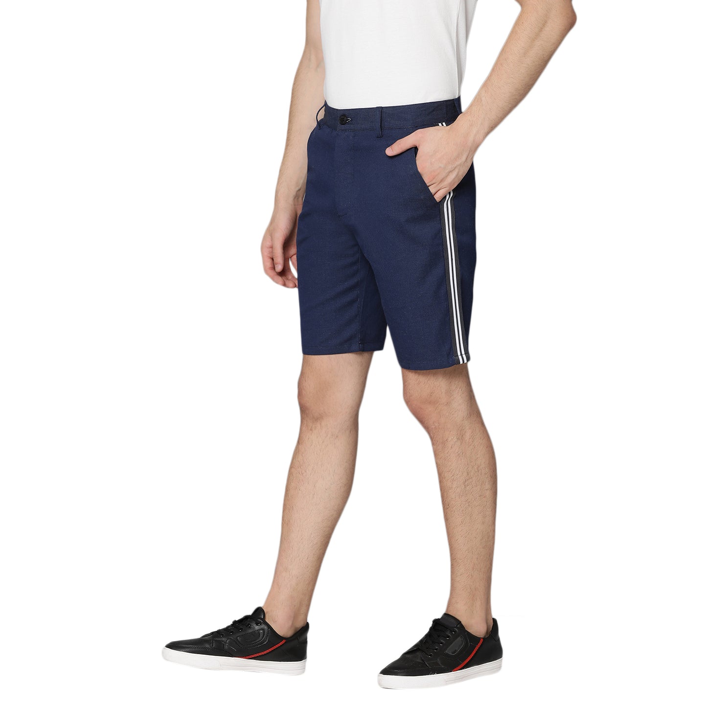 Lindbergh Men Indigo Solid Regular Fit Shorts
