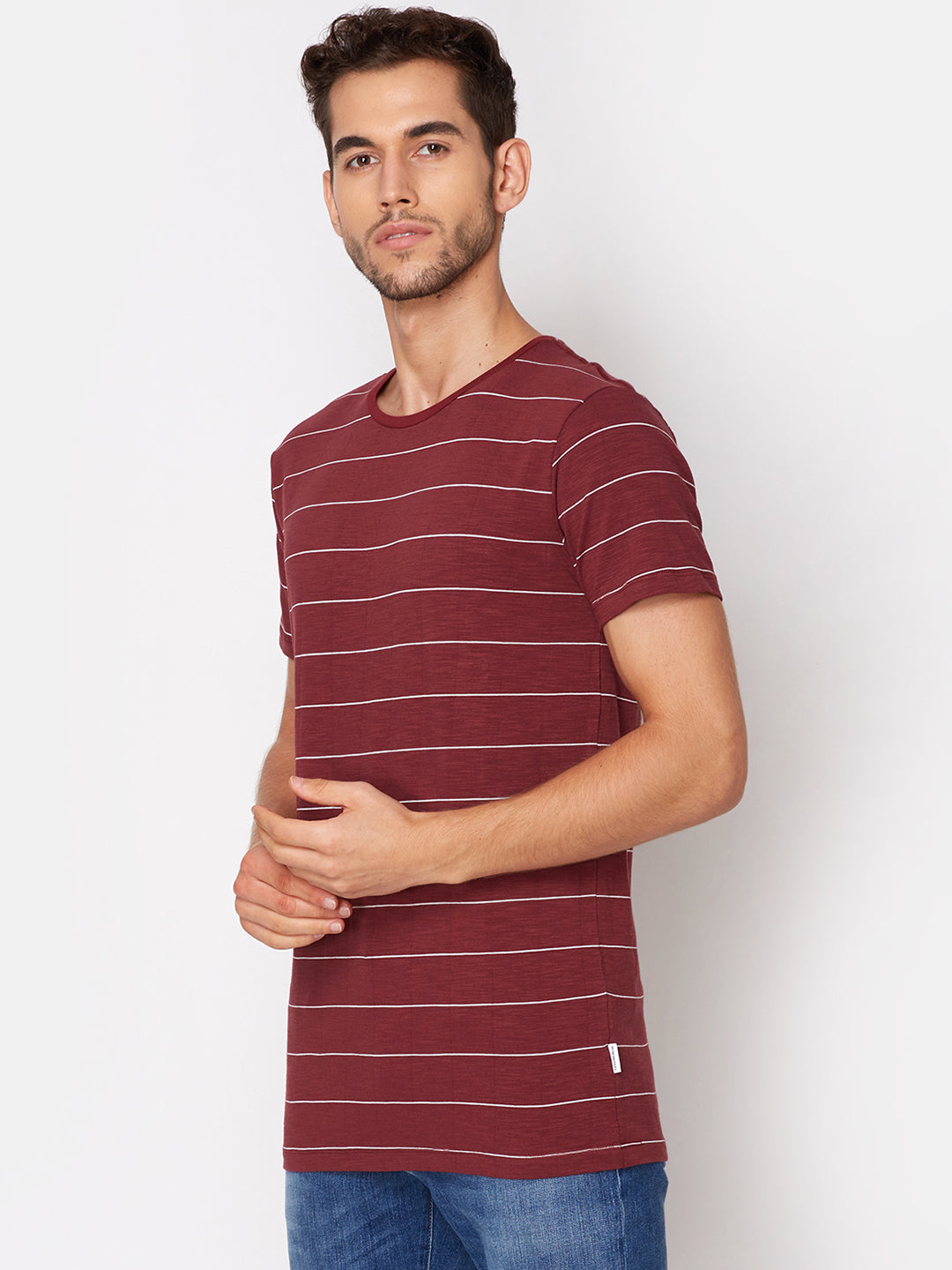 Lindbergh Men Red Solid Round Neck TShirt