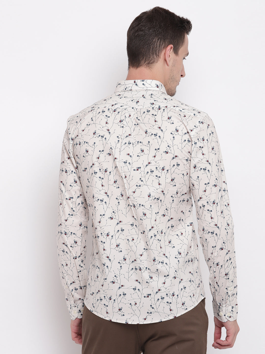 Lindbergh Men Off White Printed Collar Shirt