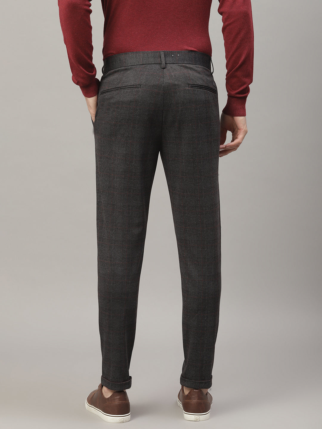 Lindbergh Men Grey Solid Slim Fit Trouser
