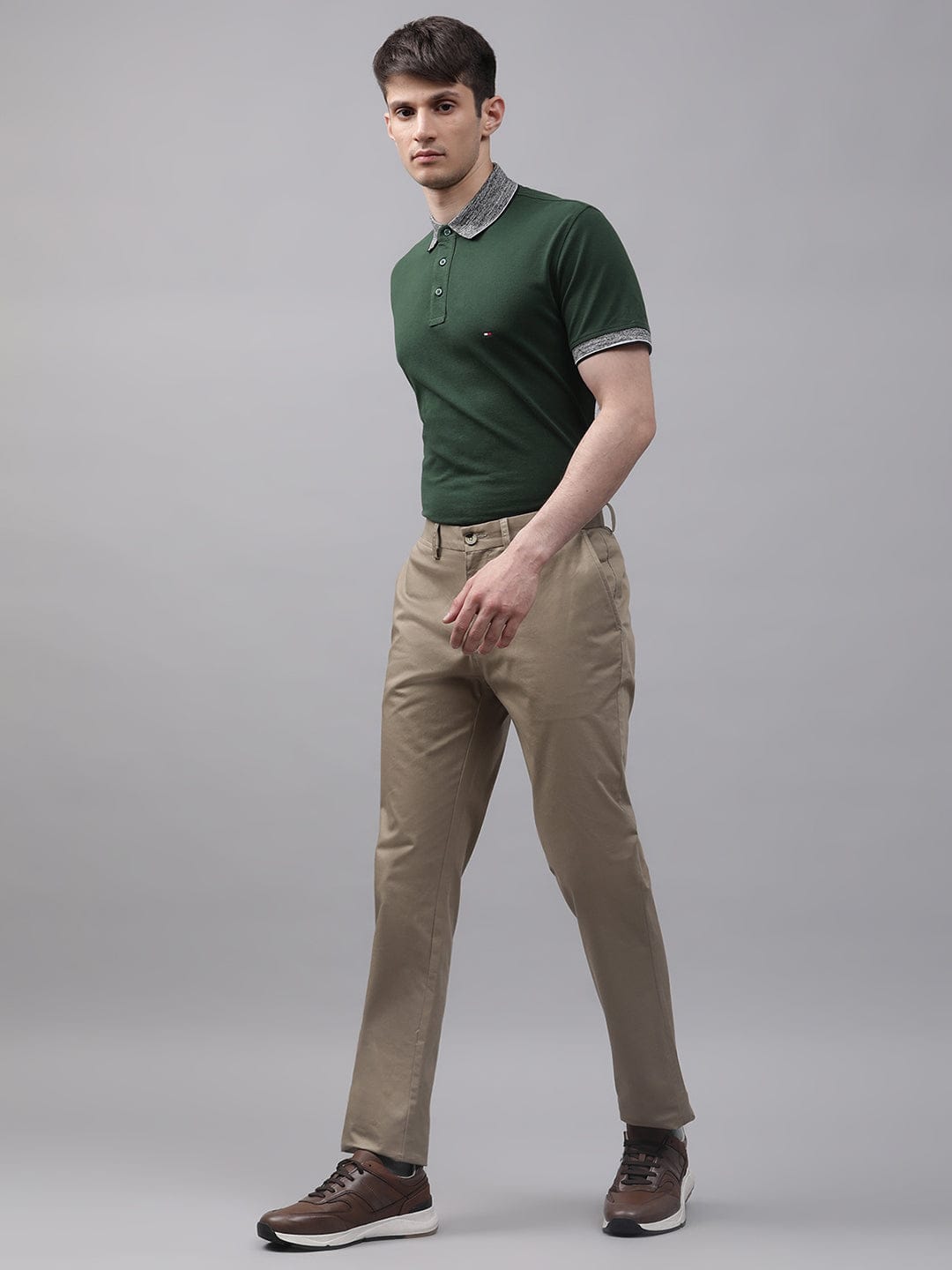 Bruun & Stengade Men Solid Cutaway Collar Shirt