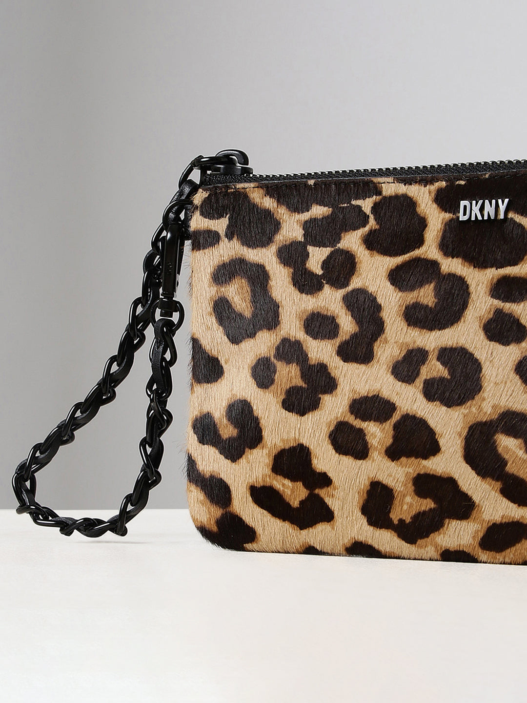 DKNY | Town and Country Small Logo Wallet | Mochacarameld3e | Scotts  Menswear
