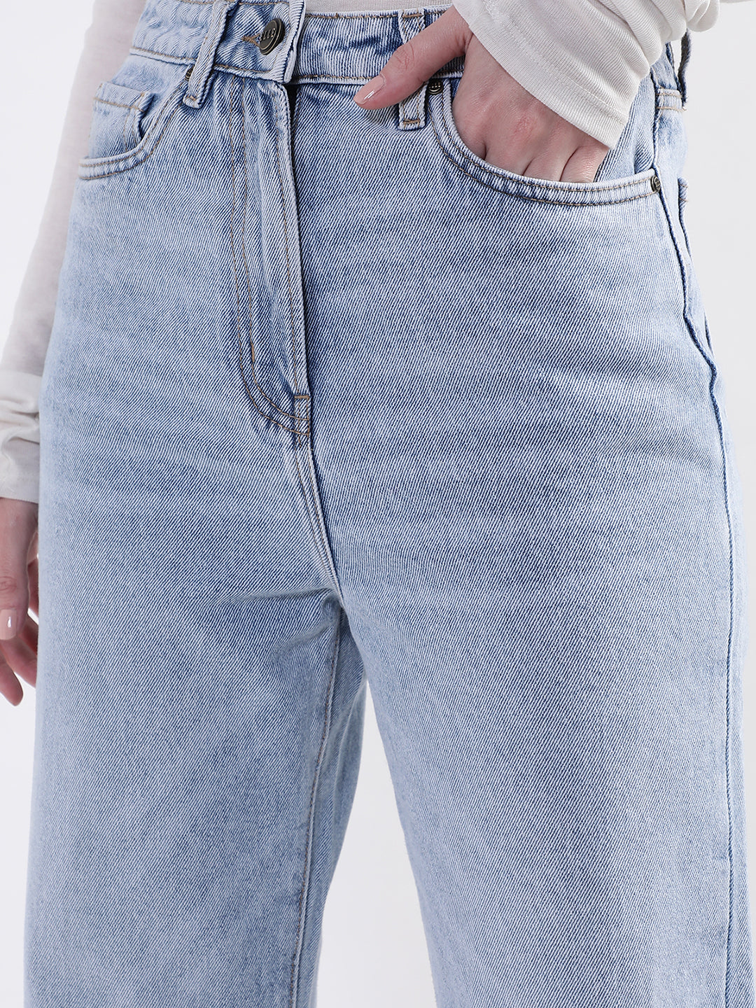 Elle Women Blue Solid Straight Fit Jeans