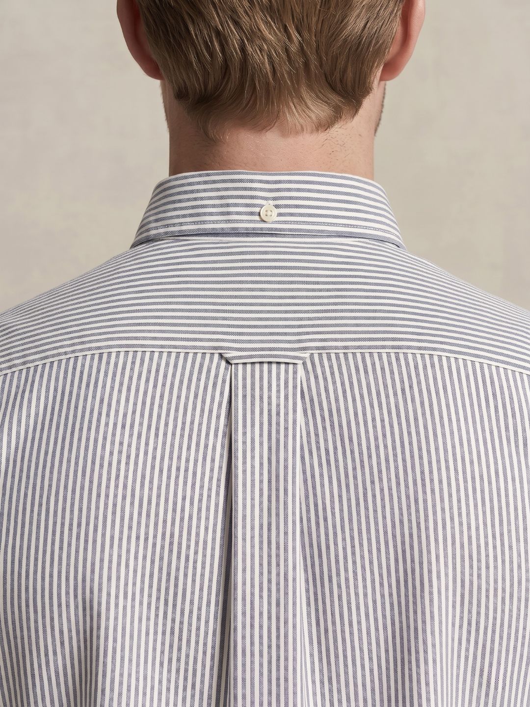 Gant Men Blue Striped Regular Fit Classic Oxford Shirt