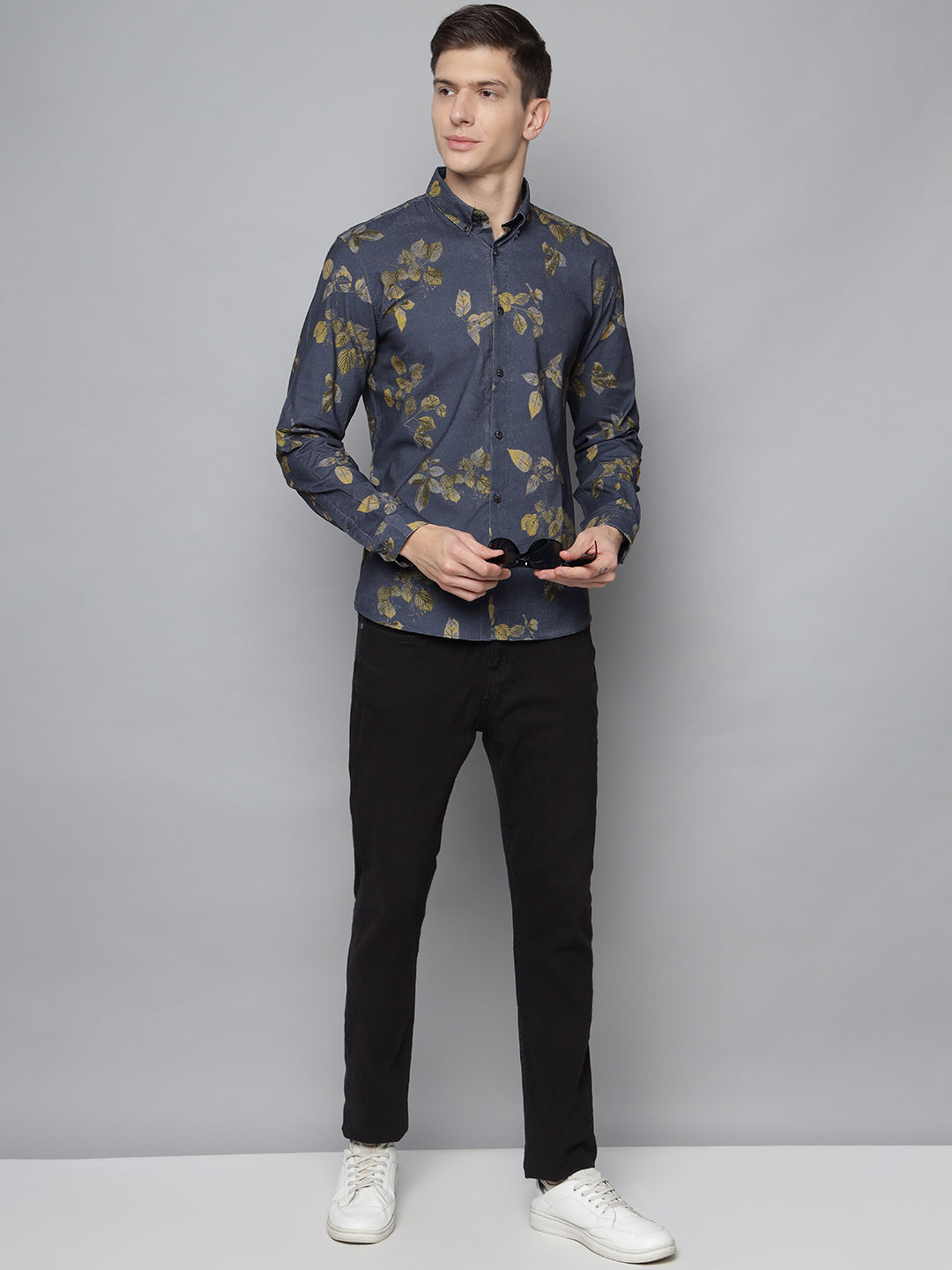 Lindbergh Men Blue Printed Button-Down Collar Shirt