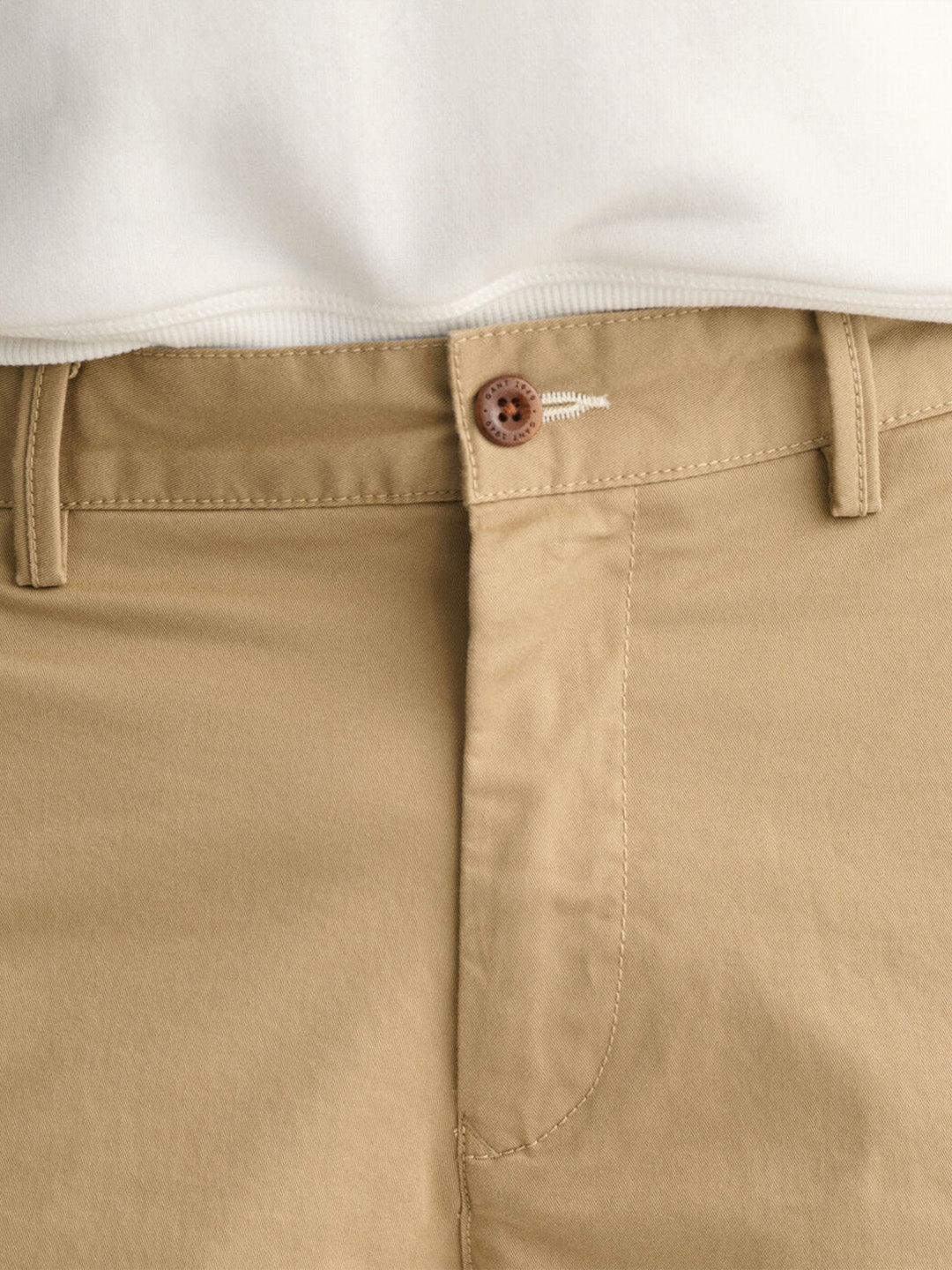 Gant Boys Beige Solid Mid-rise Regular Fit Chino Shorts