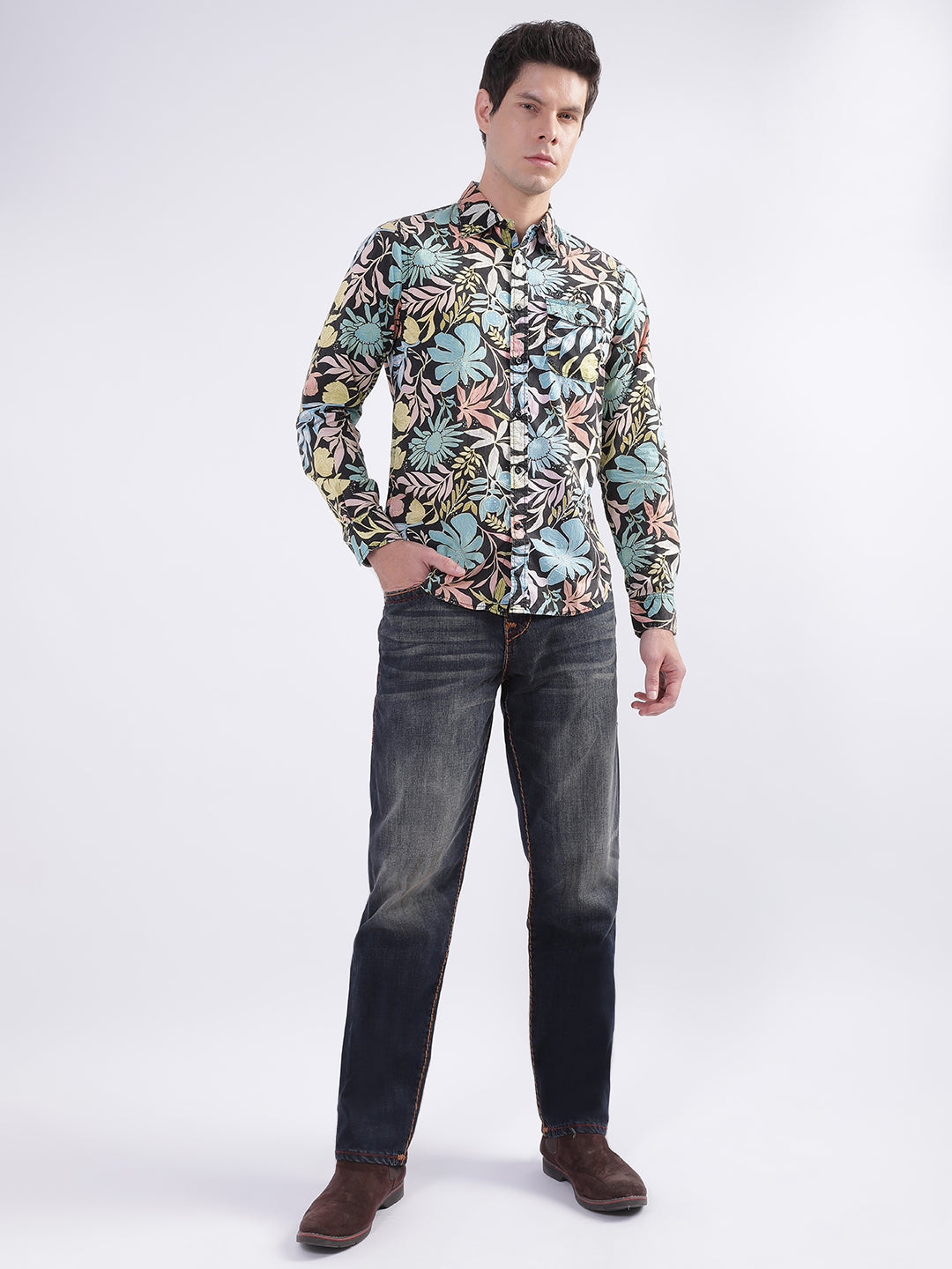 True Religion Men Blue Solid Relaxed Fit Jeans