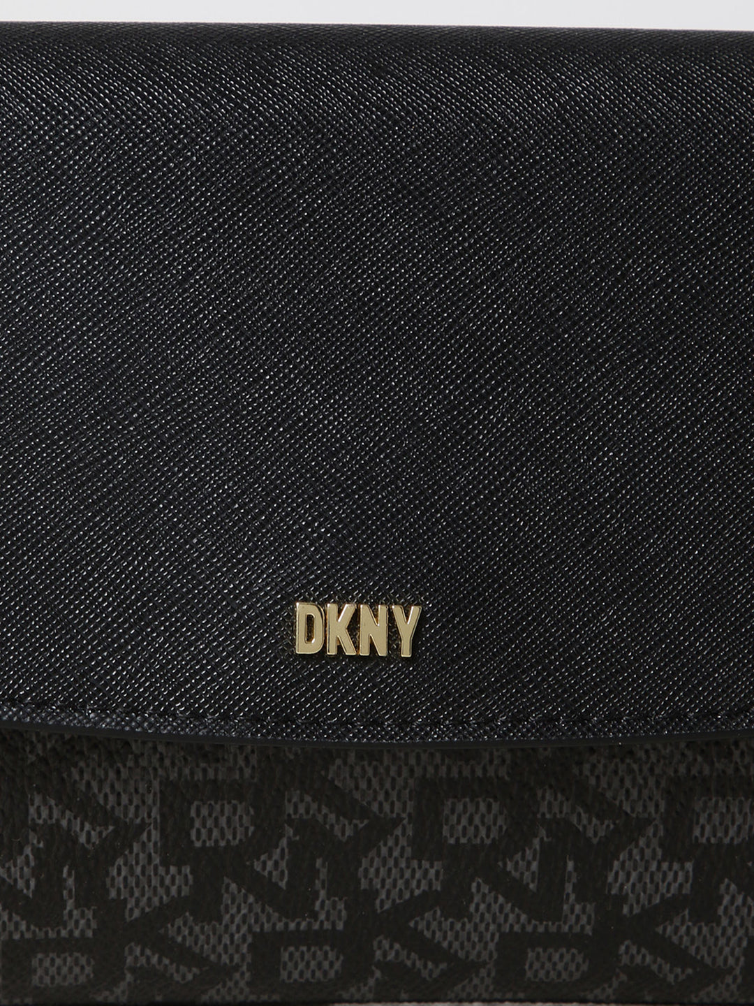 Dkny Bryant Card Holder With Zip In Leather Blk / Gold - Buy At Outlet  Prices!