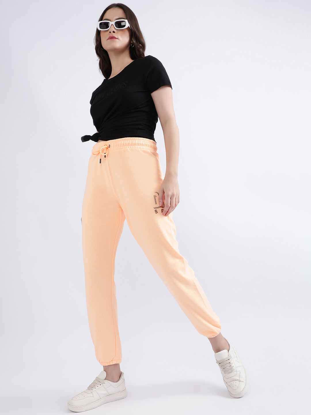 Dkny Black Fashion Logo Regular Fit T-Shirt