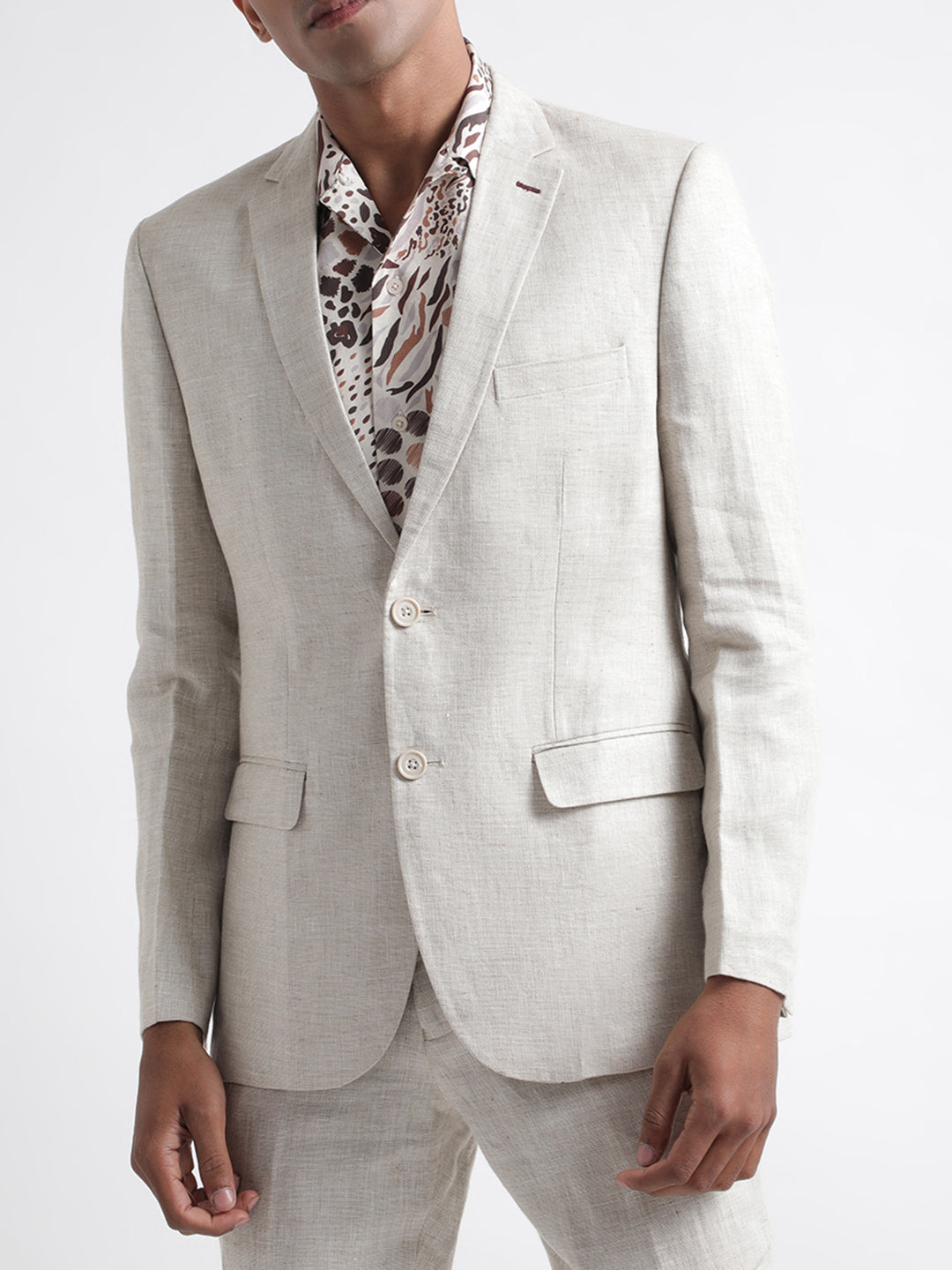 Iconic Men Beige Solid Notch Collar Blazer