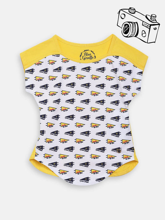 Blue Giraffe Girls Tshirt