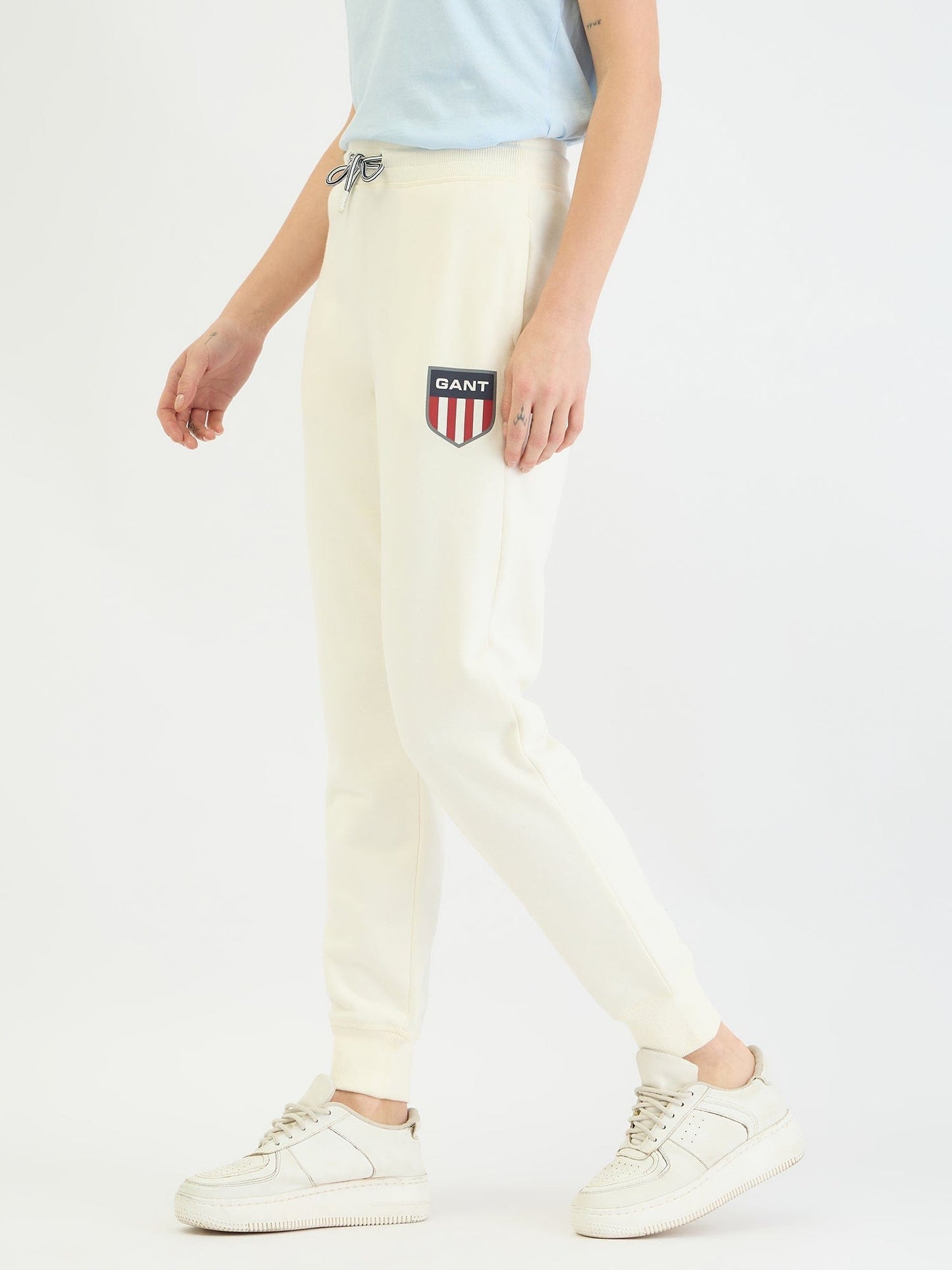 Gant Women Cream Regular Fit Sweatpant