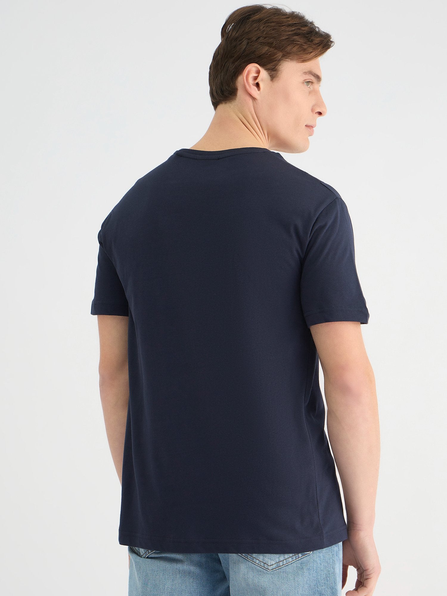 Gant Men Blue Regular Fit Solid Crew Neck Tshirt