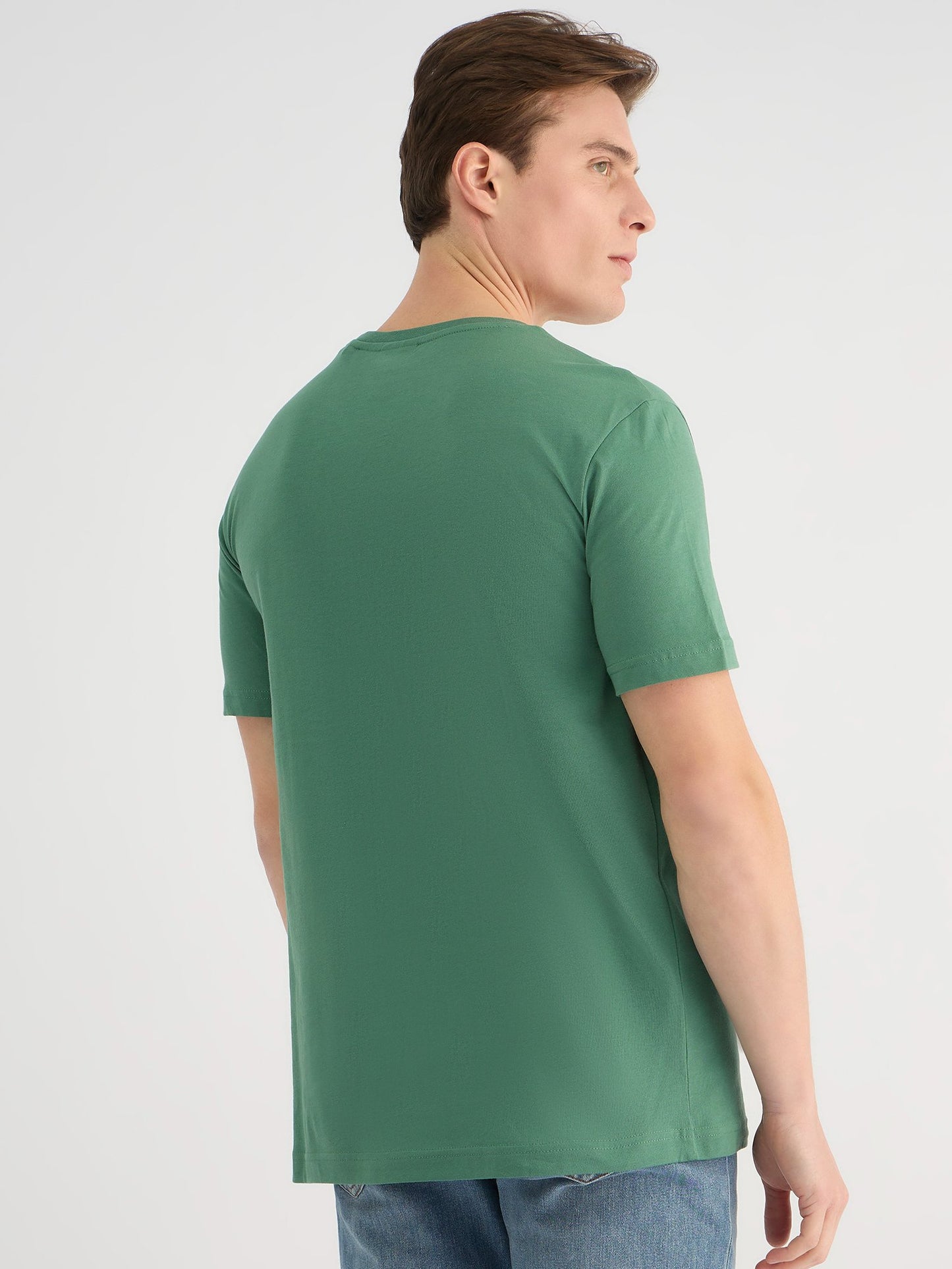 Gant Men Green Regular Fit Solid Crew Neck Tshirt