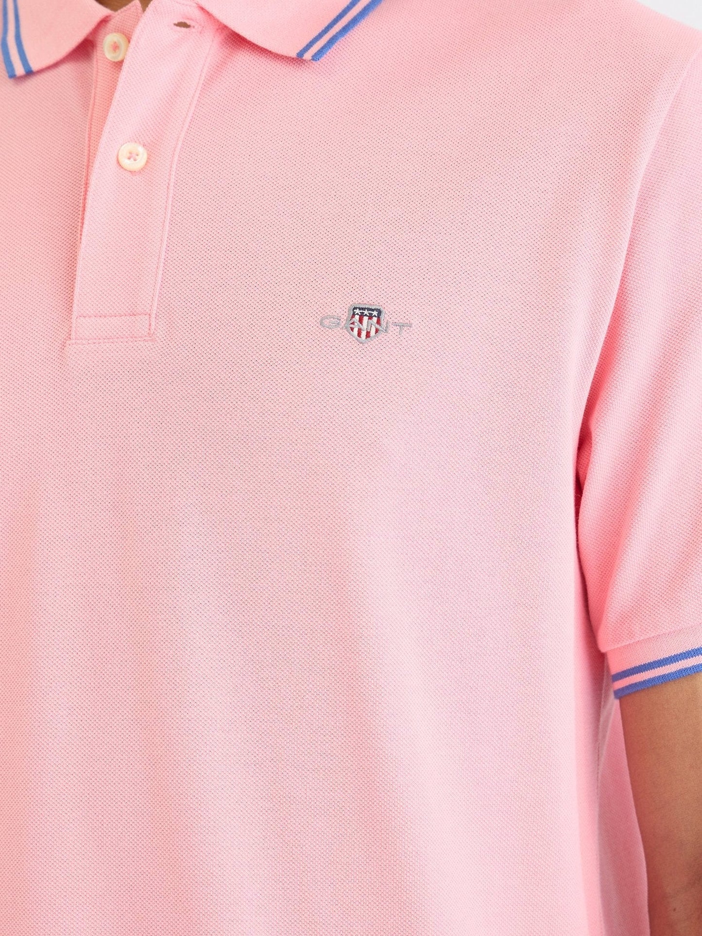 Gant Men Pink Solid Polo Tshirt