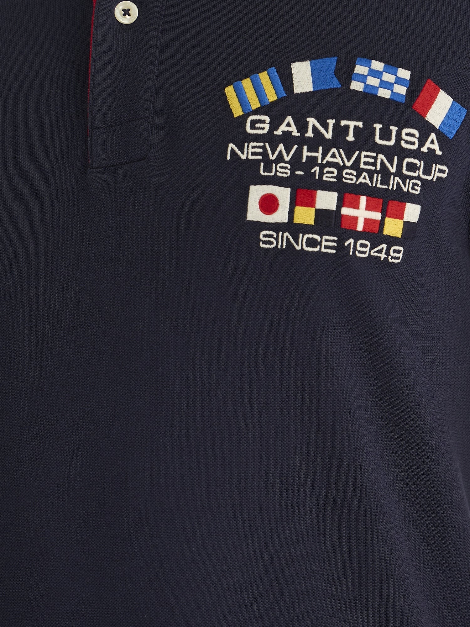 Gant Men Blue Regular Fit Solid Polo Tshirt