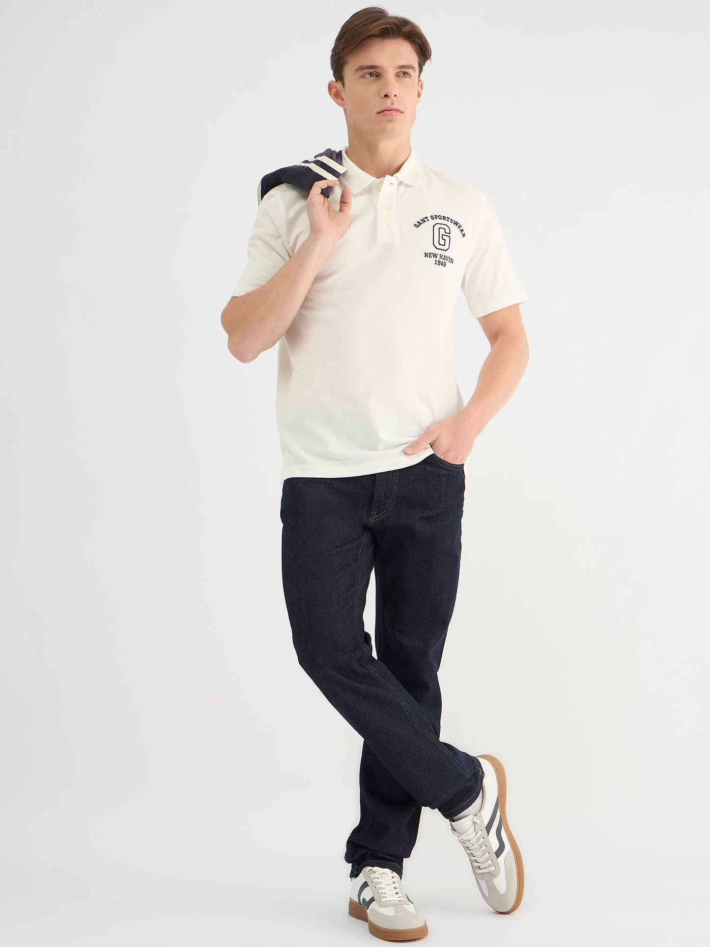 Gant Men White Regular Fit Solid Polo Tshirt