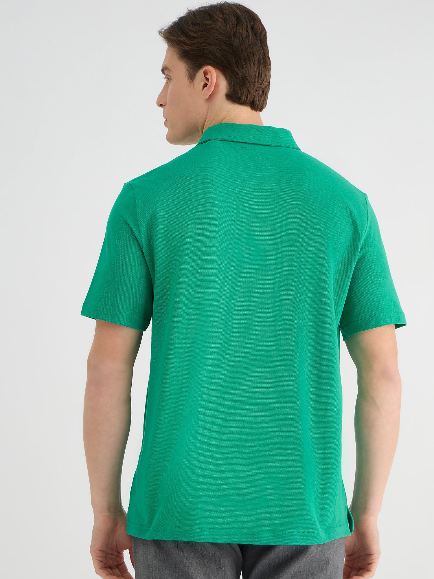 Gant Men Green Regular Fit Solid Polo Tshirt