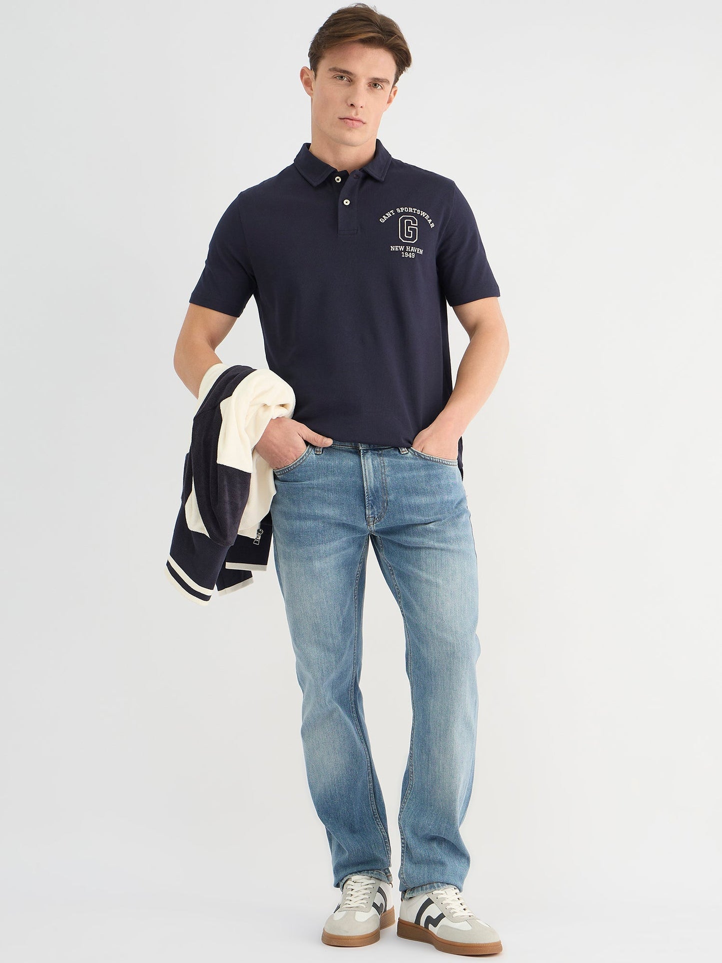 Gant Men Blue Regular Fit Solid Polo Tshirt