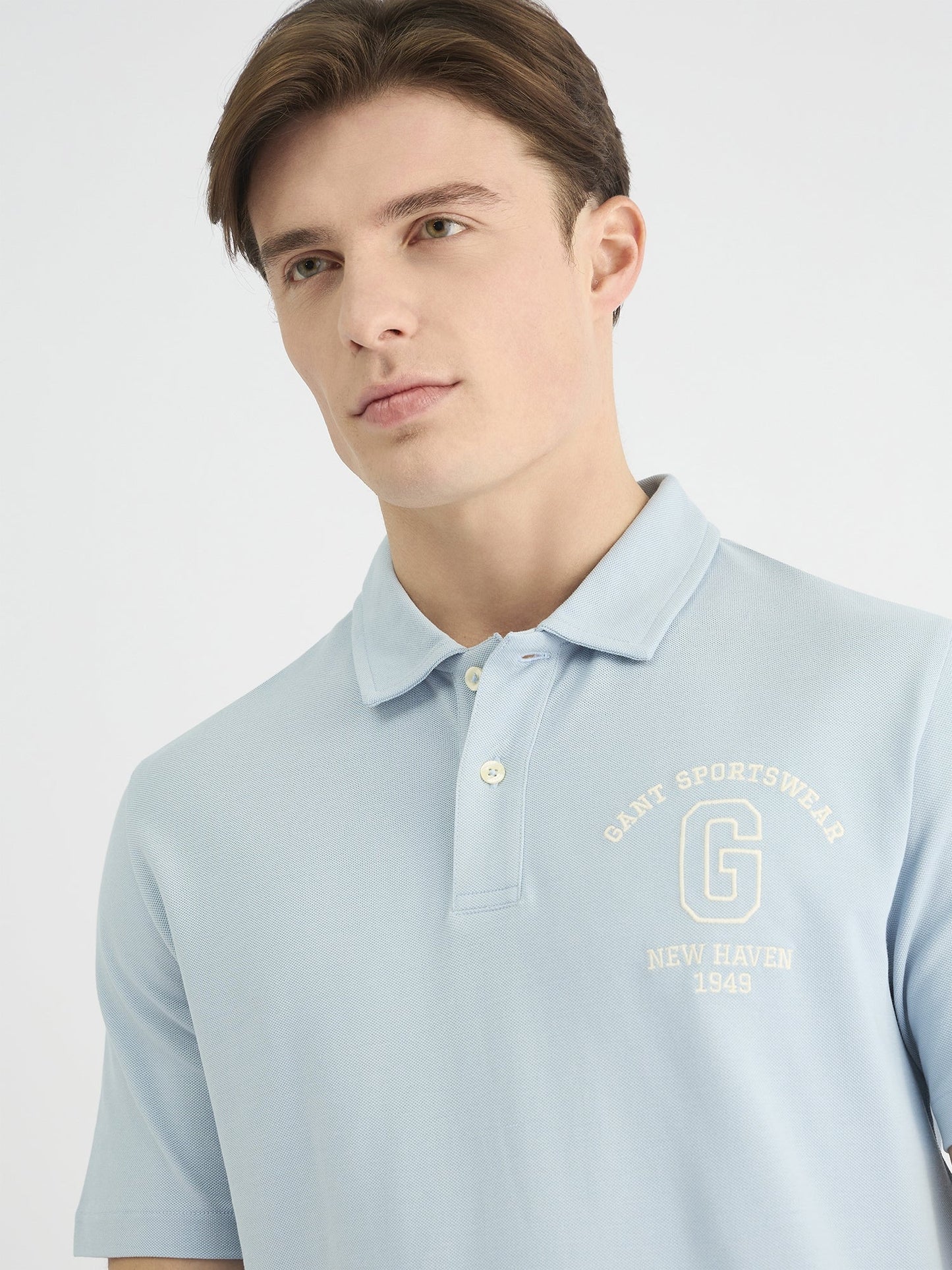 Gant Men Blue Regular Fit Solid Polo Tshirt