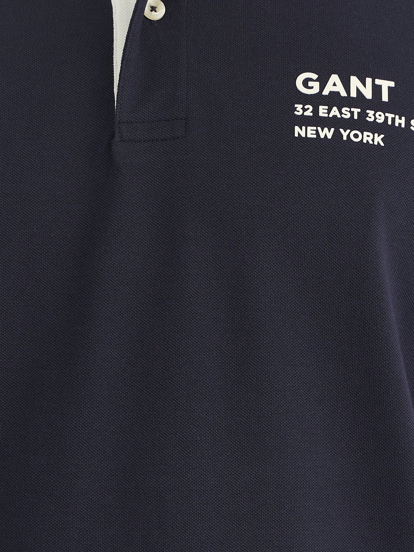 Gant Men Blue Regular Fit Solid Polo Tshirt