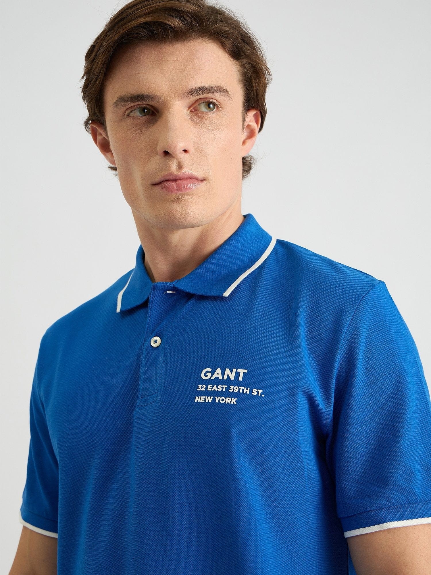 Gant Men Blue Regular Fit Solid Polo Tshirt