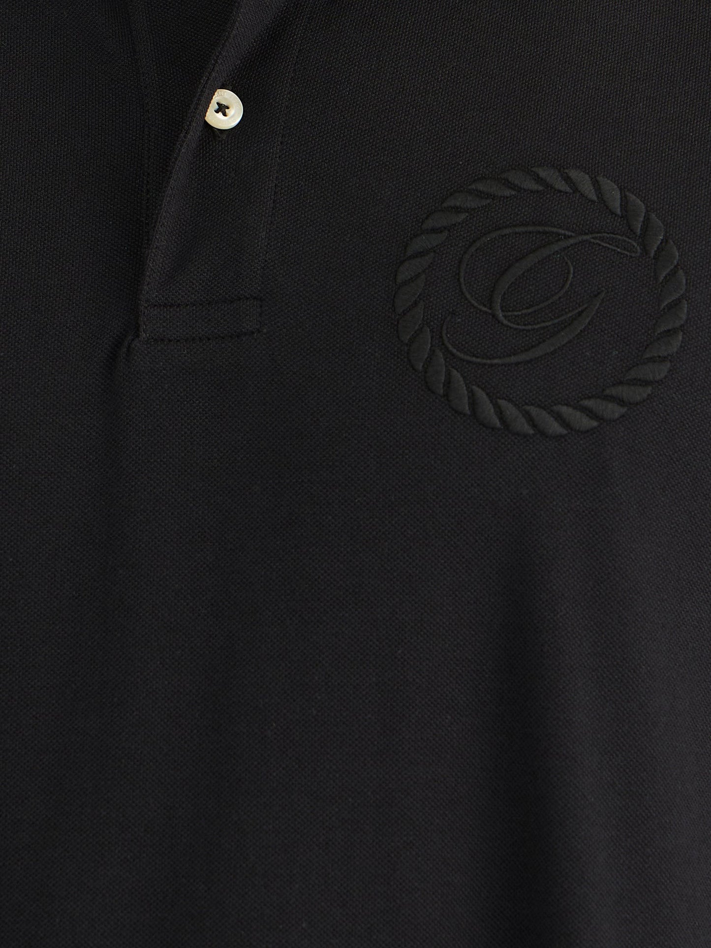 Gant Men Black Regular Fit Solid Polo Tshirt