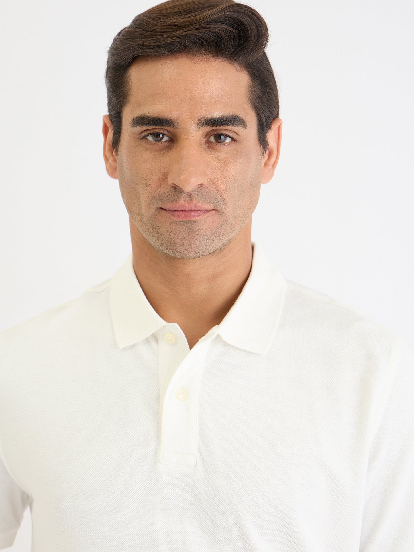 Gant Men White Solid Polo Tshirt