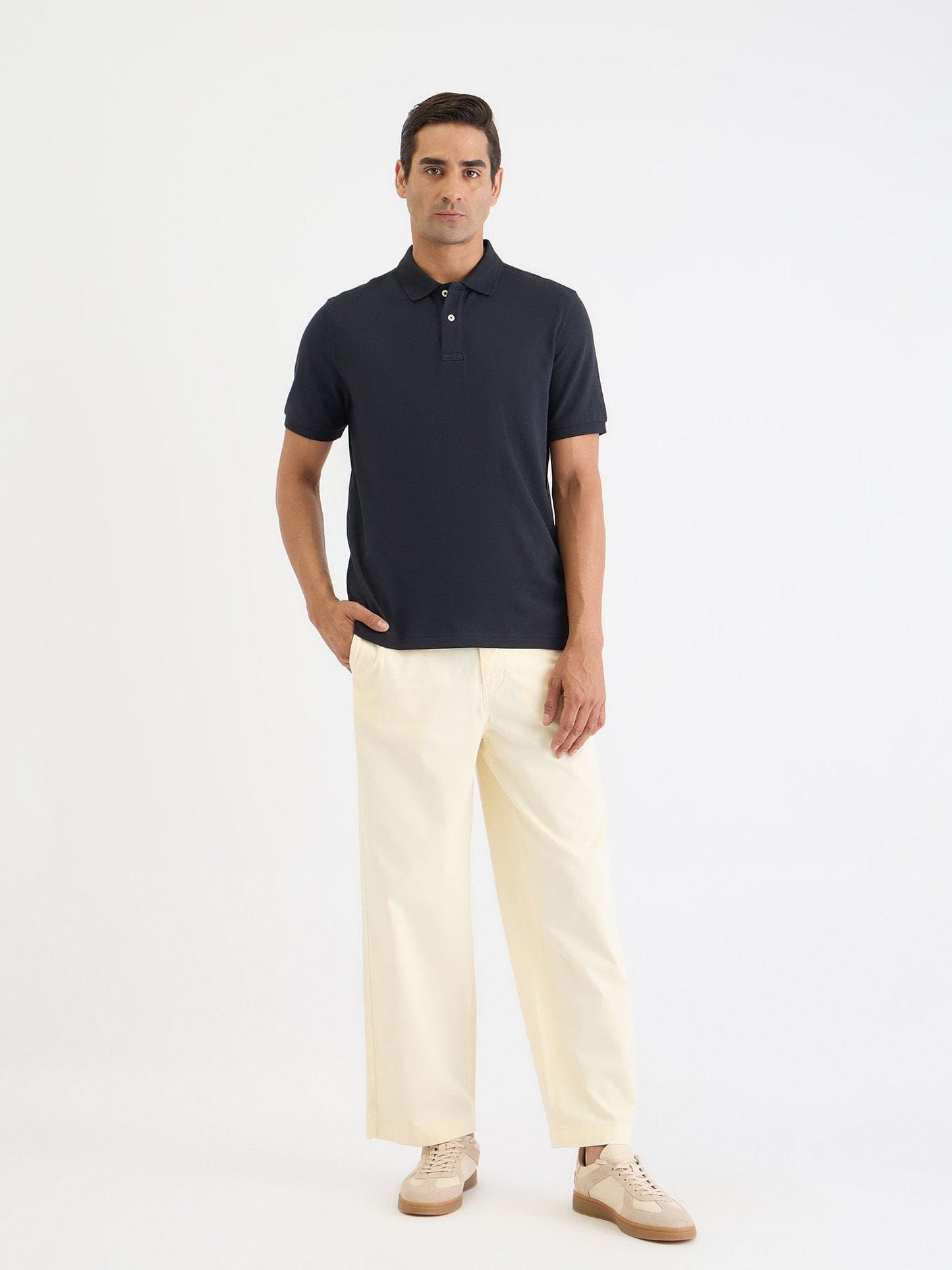 Gant Men Black Solid Polo Tshirt