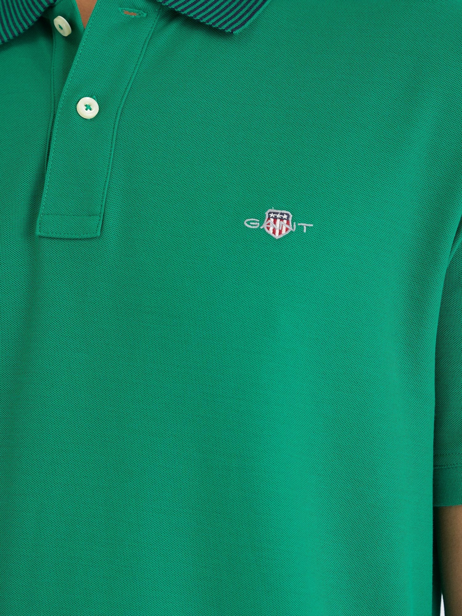 Gant Men Green Solid Polo Tshirt