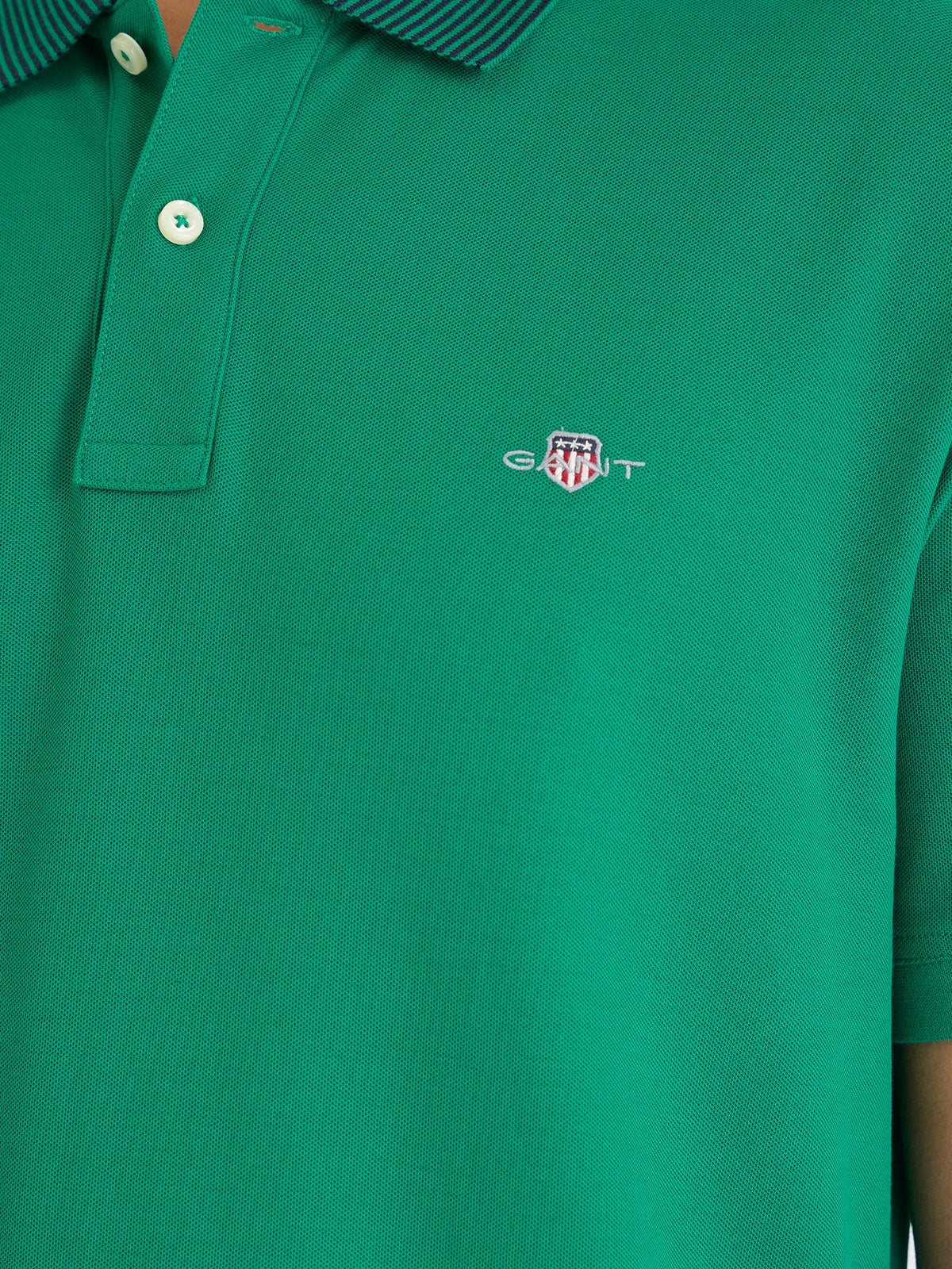 Gant Men Green Solid Polo Tshirt