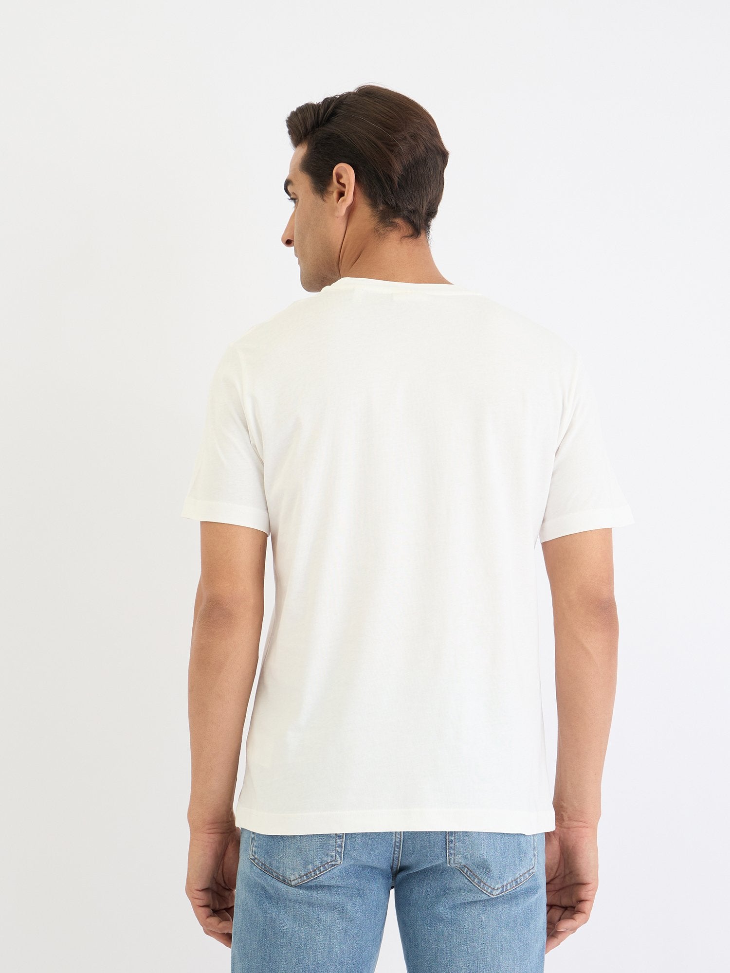 Gant Men White Solid Round Neck Tshirt