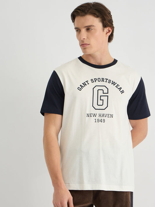 Gant Men White Regular Fit Solid Crew Neck Tshirt