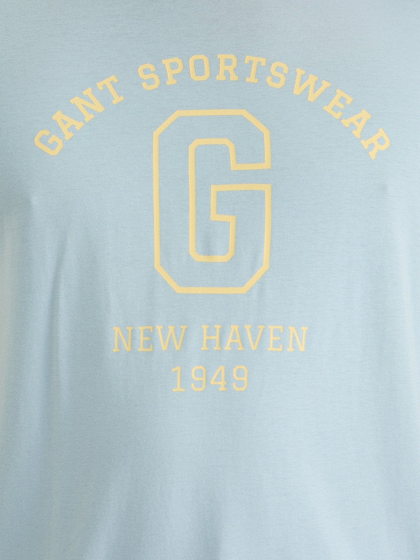 Gant Men Blue Regular Fit Solid Crew Neck Tshirt