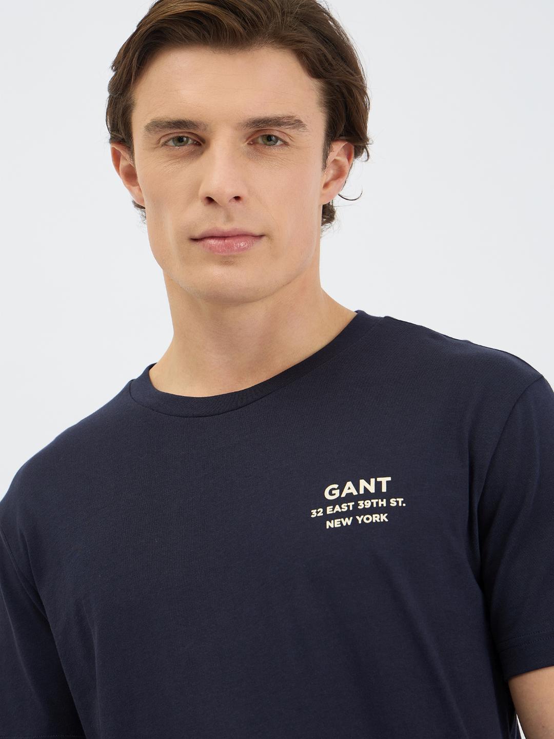 Gant Men Blue Regular Fit Solid Crew Neck Tshirt