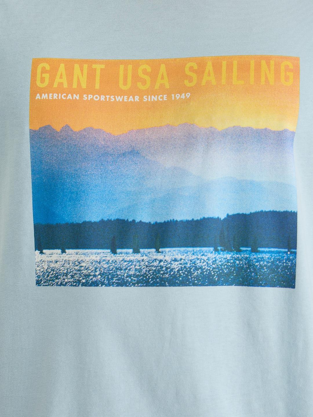 Gant Men Blue Regular Fit Solid Crew Neck Tshirt