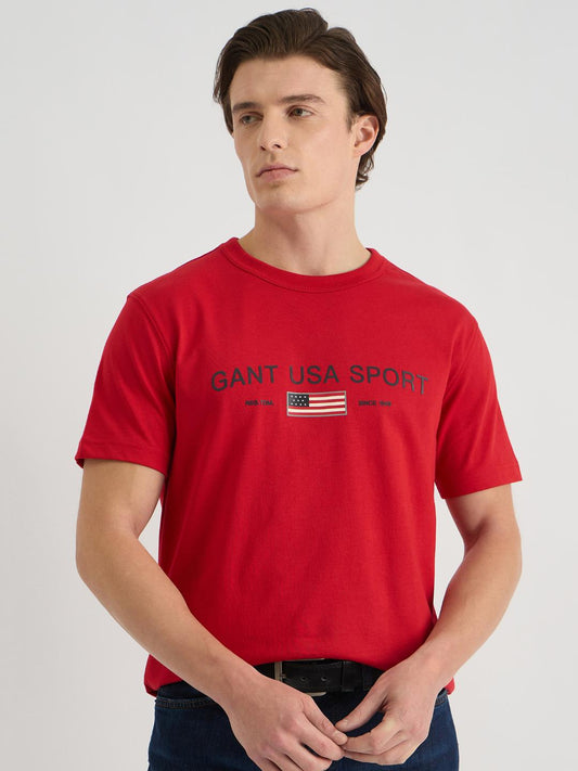 Gant Men Red Regular Fit Solid Crew Neck Tshirt