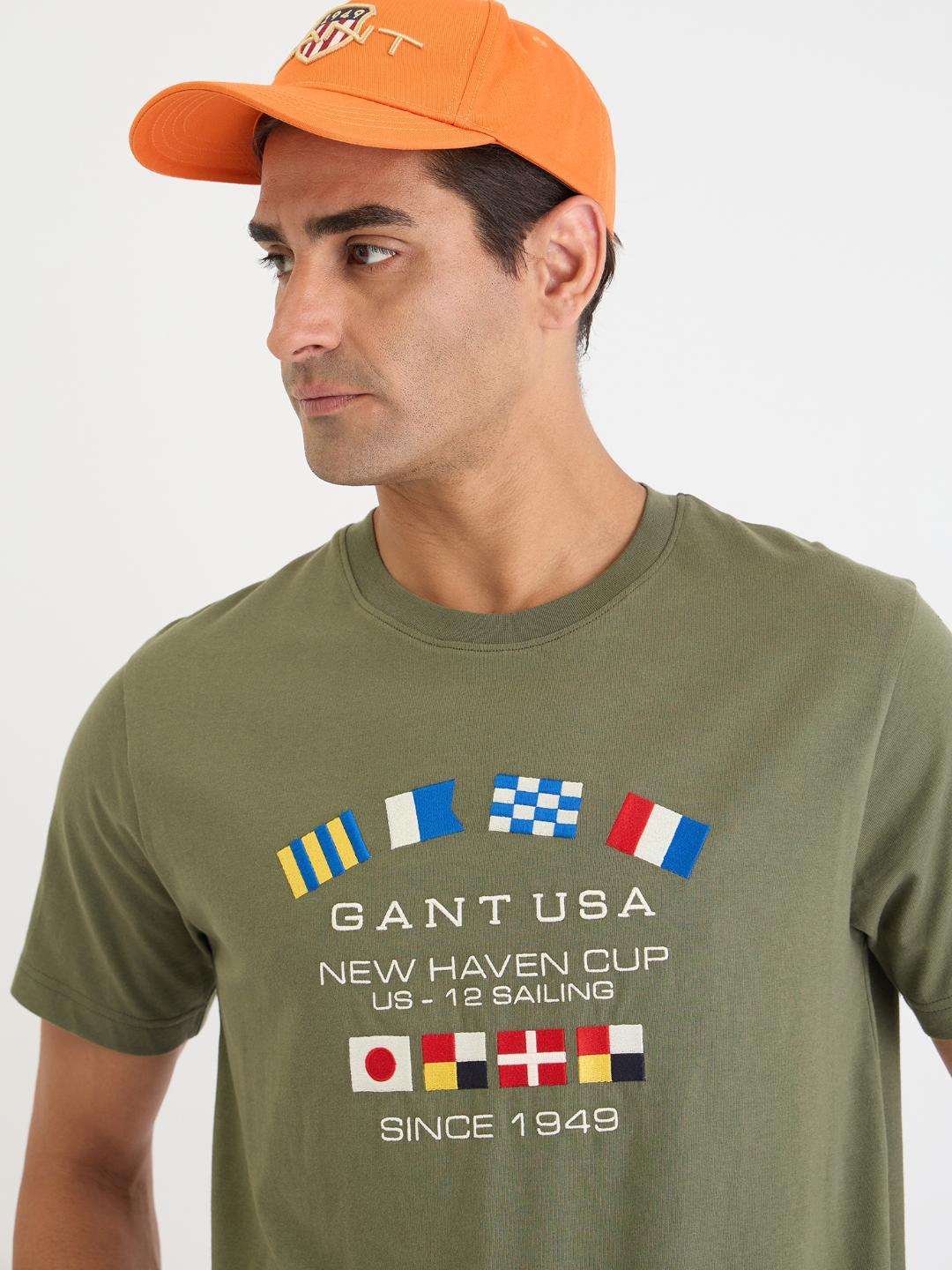 Gant Men Green Solid Crew Neck Tshirt