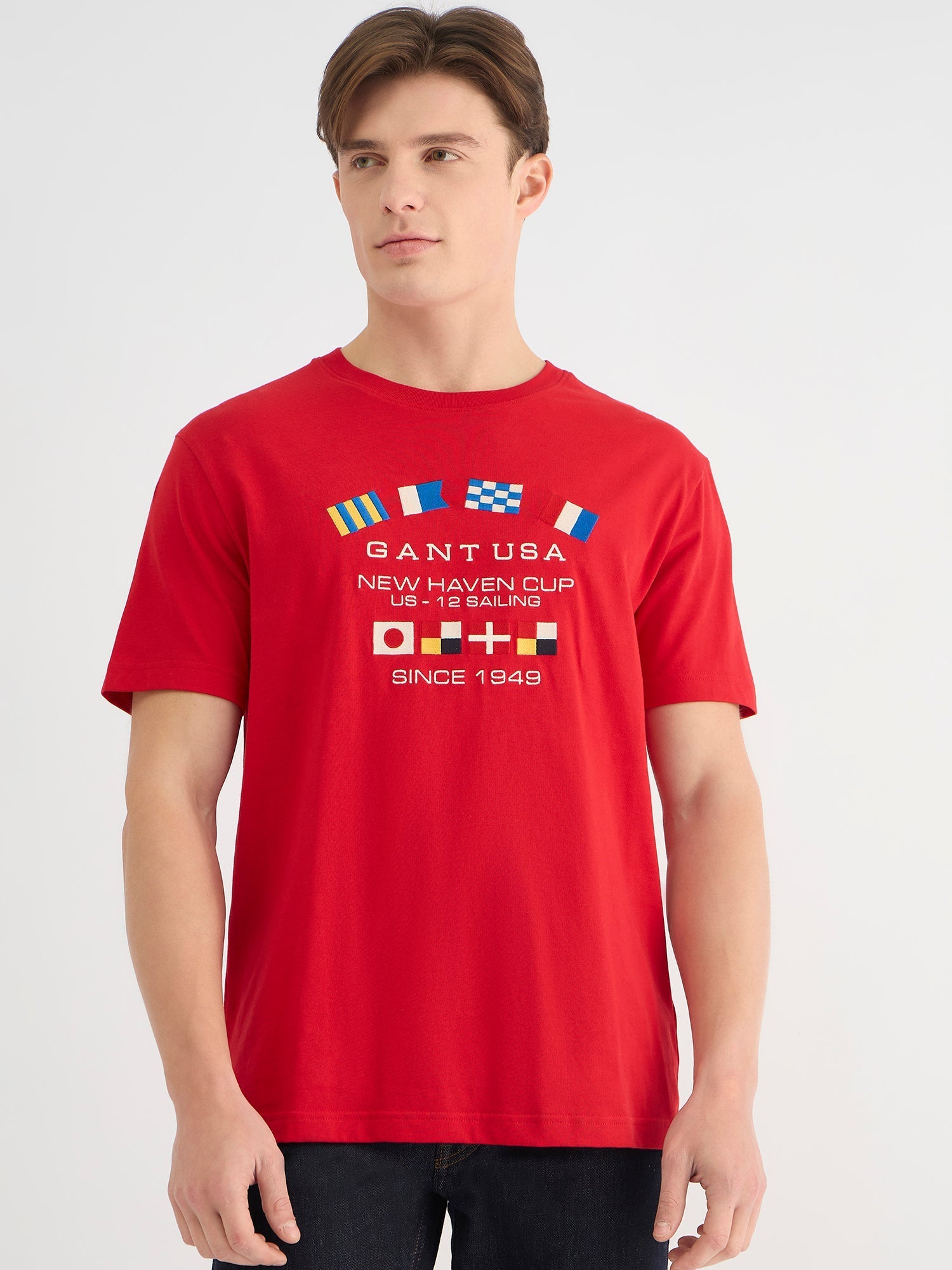 Gant Men Red Regular Fit Solid Crew Neck Tshirt