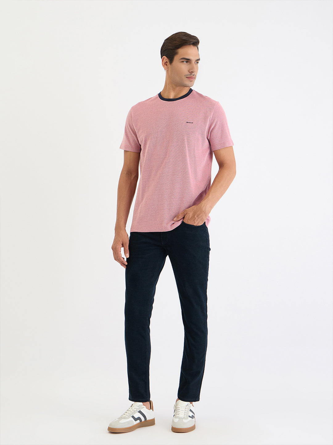 Gant Men Red Solid Round Neck Tshirt